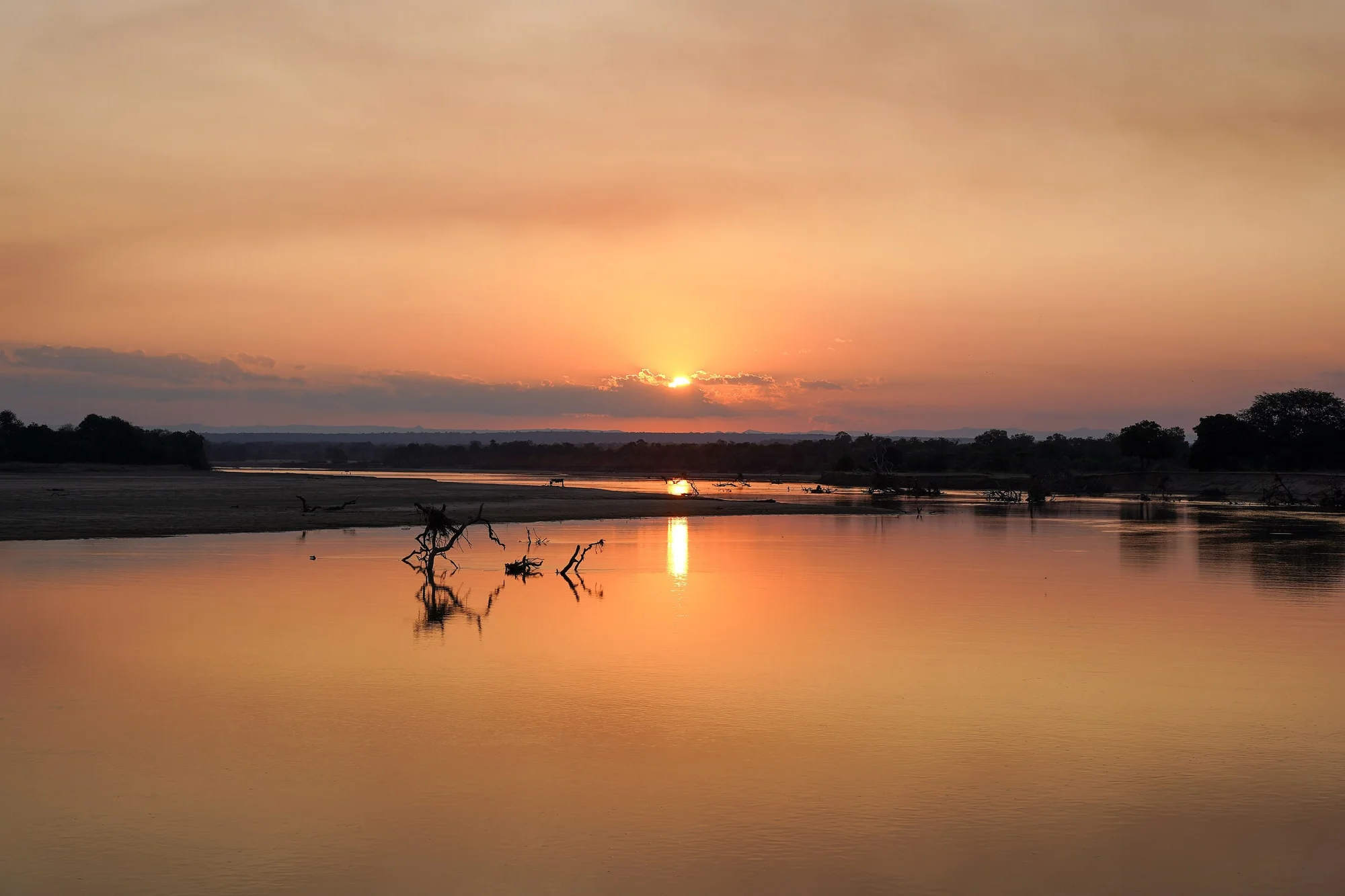 Sunset over the Luangwa River, wide view, South Luangwa Nat'l Park, Zambia