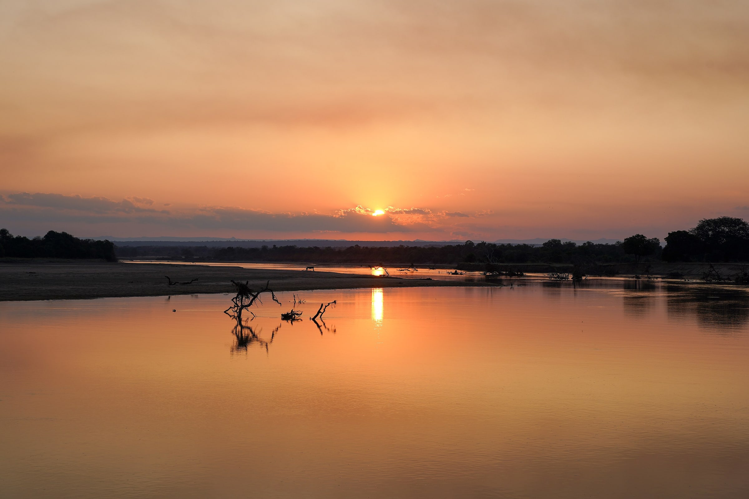 Sunset over the Luangwa River, wide view, South Luangwa Nat'l Park, Zambia