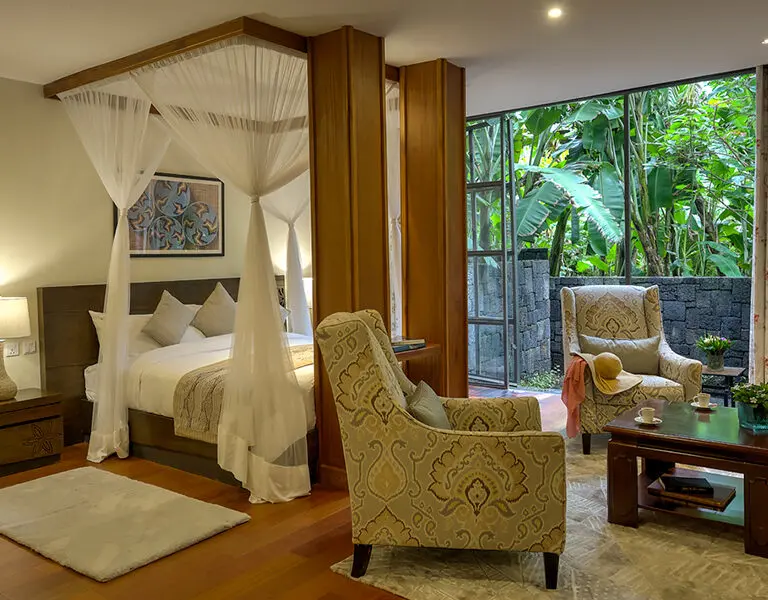 Bishops House 076 Junior Suite 2