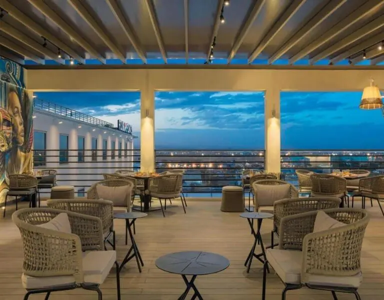 Four Points by Sheraton Tazama Rooftop