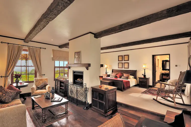 TheManoratNgorongoro UpperLevelBedroom LuxuryRoom