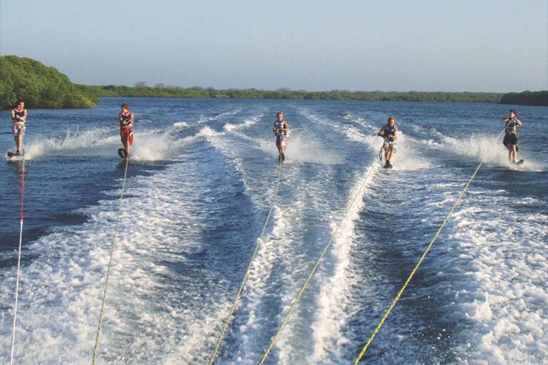 Manda bay skiing