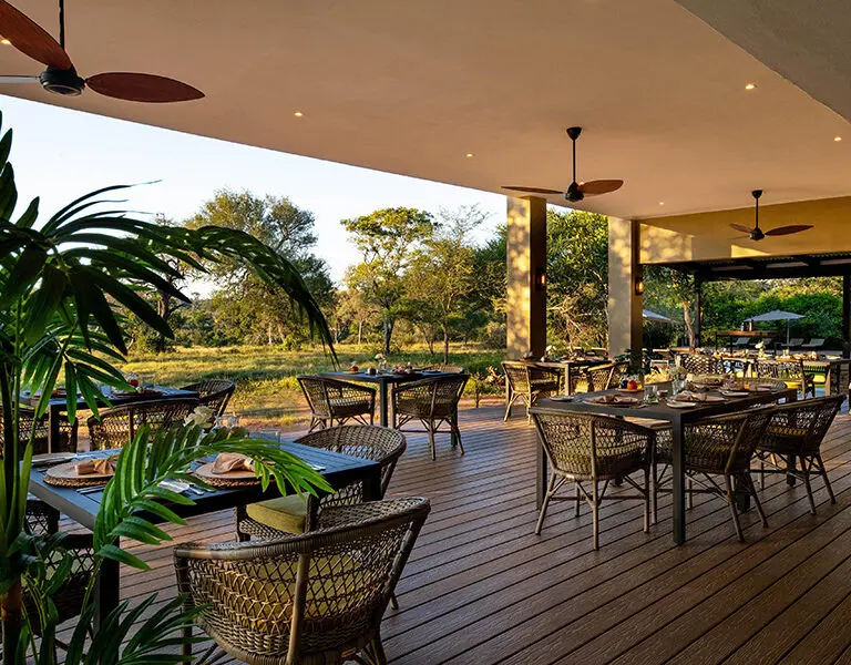 Kings Camp Dining Terrace 01 AM