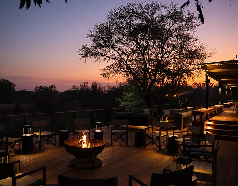 Simbambili Firepit at main lodge