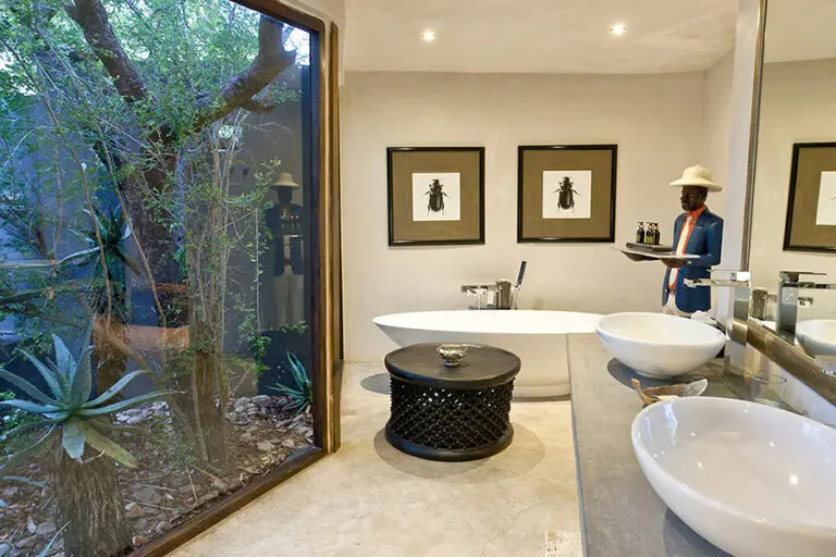 ChitwaChitwaGameLodge Bathroom StandardRoom