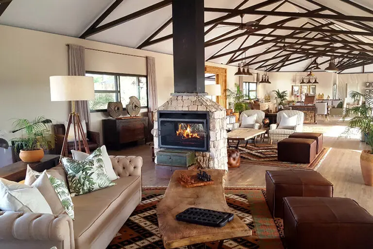 OldDriftLodge Interior CommunalArea