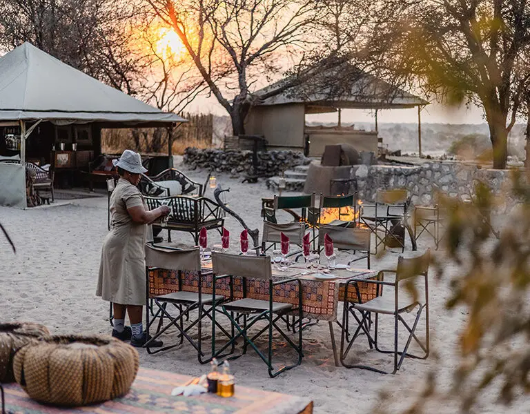 Bots Meno a Kwena Outdoor Dining 2