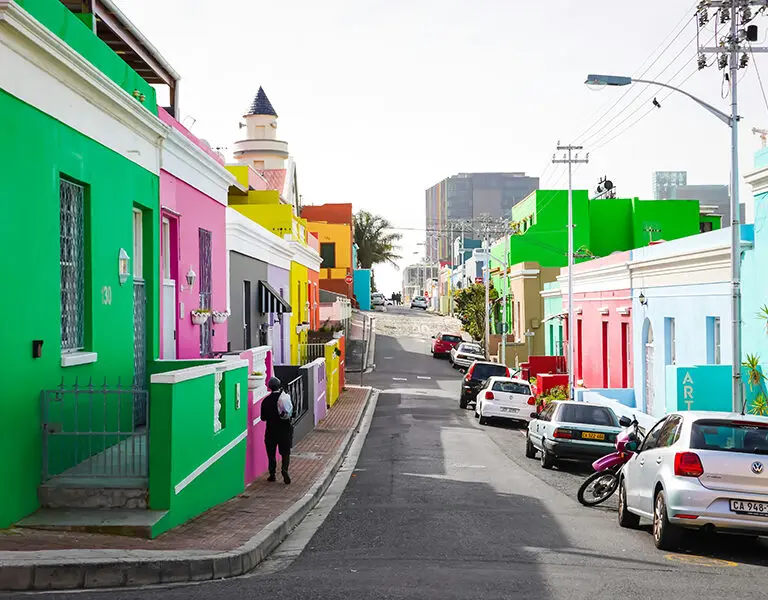 Cape Town Bo Kaap devon janse van rensburg ODZIiIsn490 unsplash