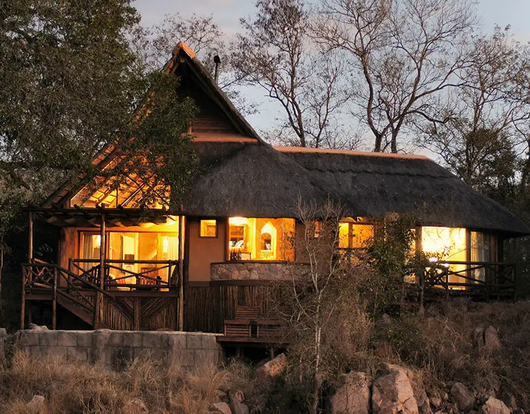 Lukimbi Safari Lodge Executive Suite