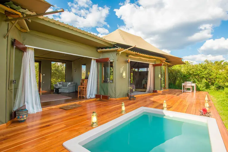 Salas Camp Private plunge pool