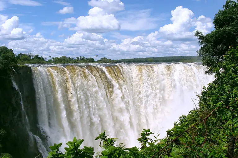 Victoria Falls main falls view point