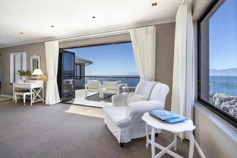 Cliff Lodge Ocean Suite bedroom view