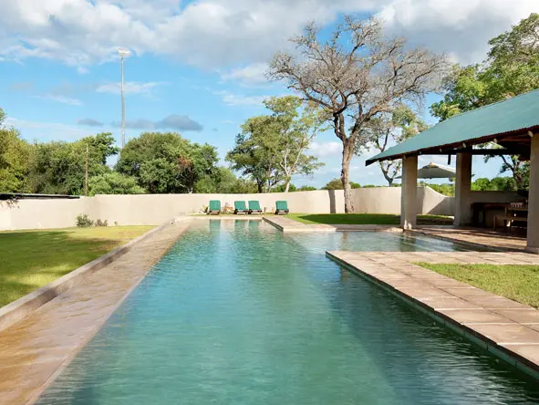 Nottens Bush Camp pool