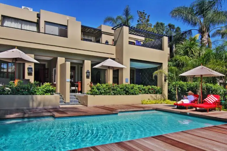 The Residence Johannesburg swiiming pool