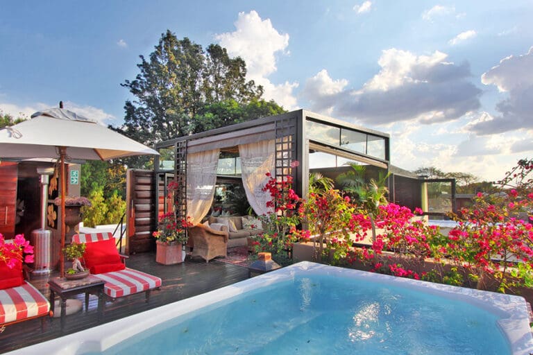 TheResidenceJohannesburg SwimmingPool CommunalArea