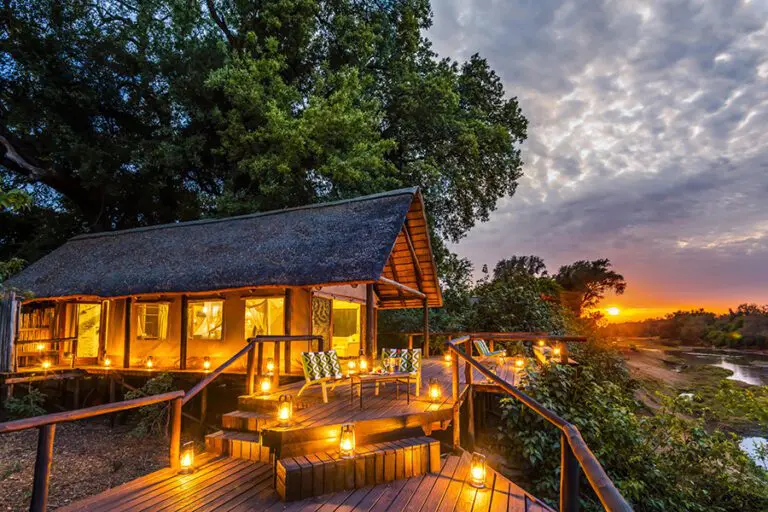Pafuri tent at night