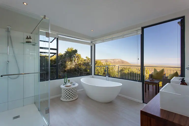 Web grootbos accommodation garden suite 1bdrm bathroom 042