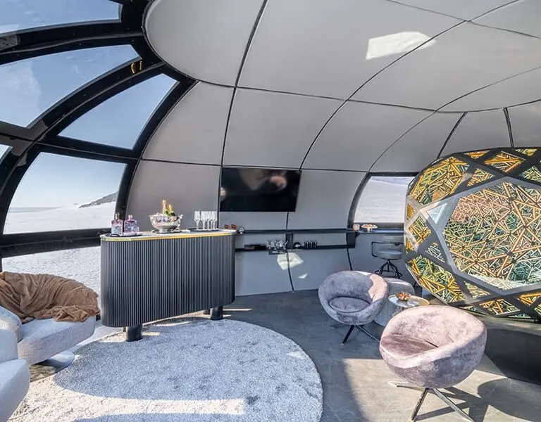 Echo base Antarctica White Desert bar pod 2