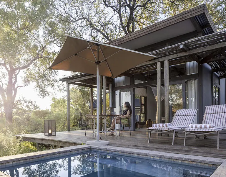 Simbavati River Lodge pool suite ext