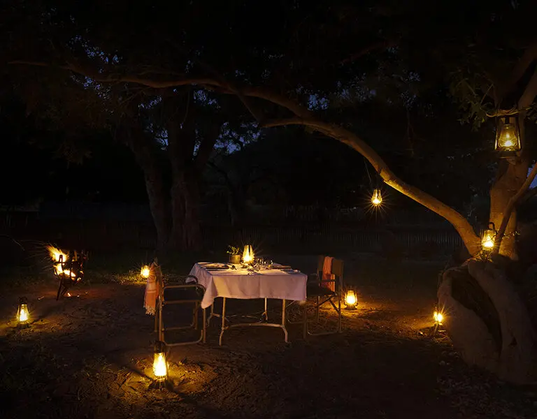 Simbavati River Lodge dining alfresco