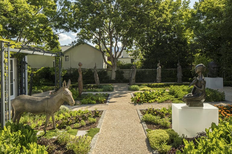 Le Quartier Fran ais Vegetable and Herb Garden