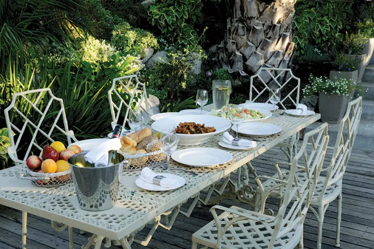 The Clarendon Fresnaye Lunch is served