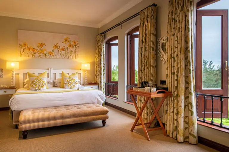 Accommodation in White River 5