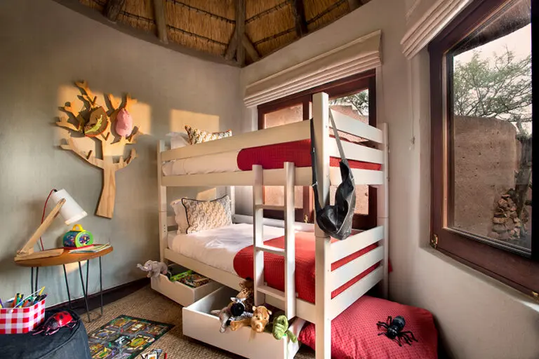 MadikweSafariLodge UpperLevelBedroom FamilyRoom