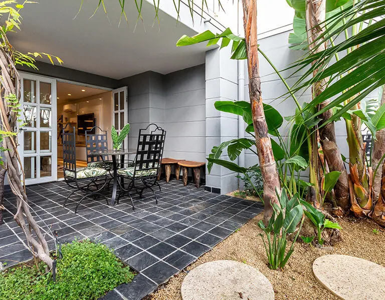 Romney Park Luxury Apartments Cape Town three bedroom Africa Apartment garden porch