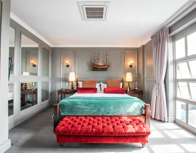 Romney Park Luxury Apartments Cape Town 3 Bedroom Deluxe Main Bedroom