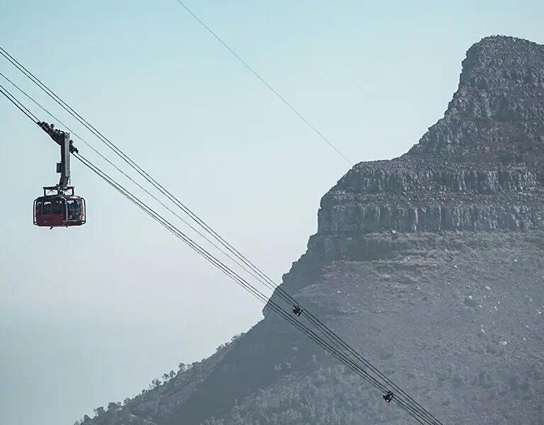 Cape Town cable car agnieszka stankiewicz BTGTvTbP9kw unsplash