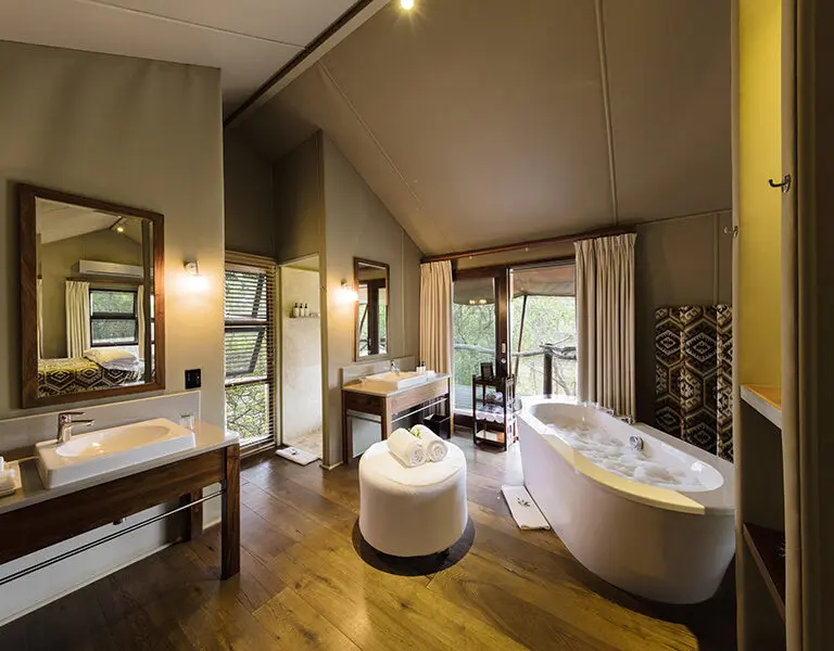 Kapama Buffalo Camp Bathroom