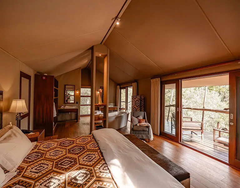 Kapama Buffalo Camp tent bed