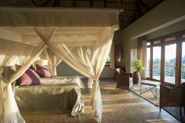 Kitela Lodge room interior