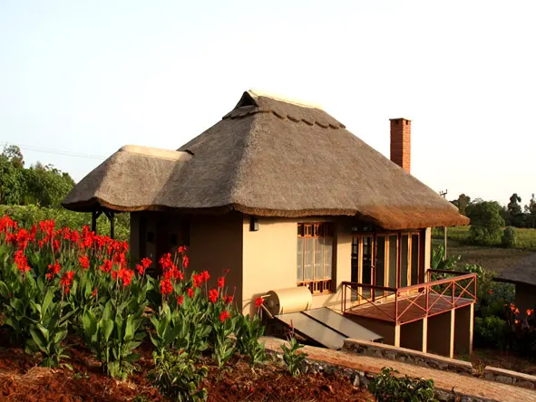 Kitela Lodge cottage exterior