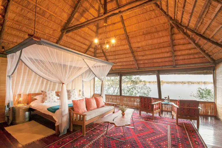 ChundukwaRiverLodge UpperLevelBedroom Afternoon