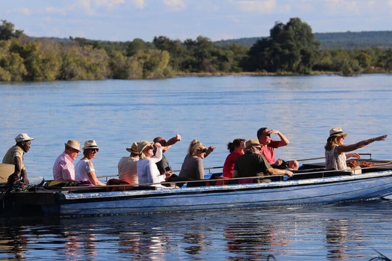 ChundukwaRiverLodge Activity Canoe Boat