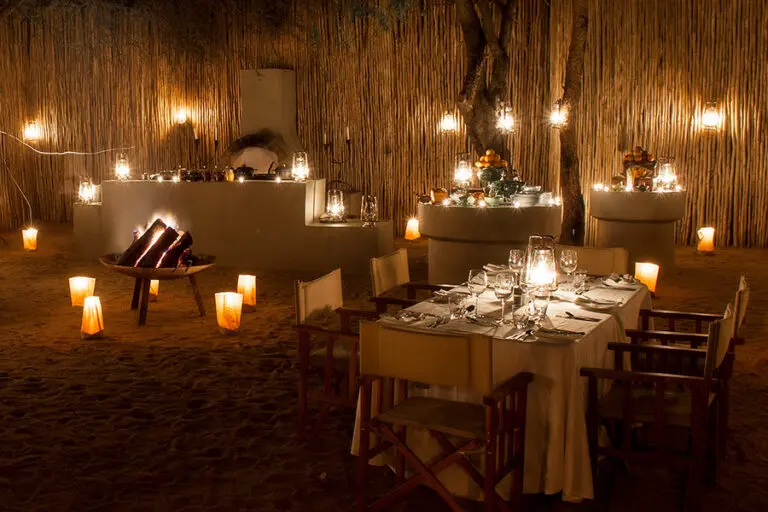 LondoloziTreeCamp Dining BomaCampFire
