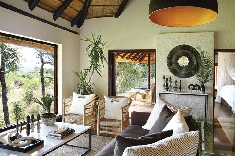 LondoloziTreeCamp Interior Lounge