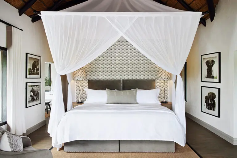 LondoloziPrivateGraniteSuites UpperLevelBedroom StandardRoom
