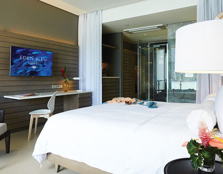 MasonsTravel EdenBleuHotel DeluxeMarinaViewRoom 2