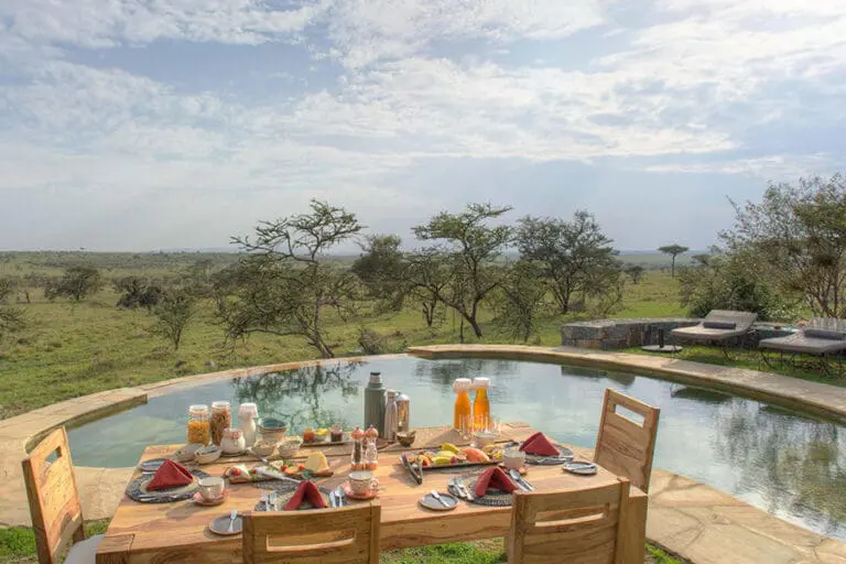 Naboisho Camp Lunch setup at the pool
