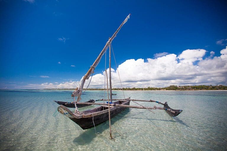 Kinondo Kwetu Hotel Traditional Sailing Galu Beach Diani Beach Kenya kopia