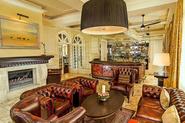 HemingwaysNairobi Interior Bar