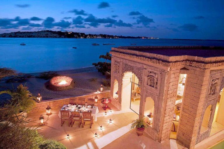 03 majlis pool bar at dusk 1024x689 1