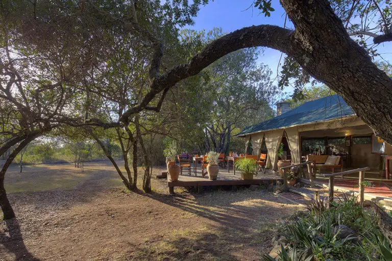 Kicheche Laikipia lounge exterior 2