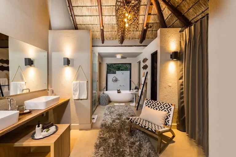 SabiSabiLittleBushCamp Interior Bathroom