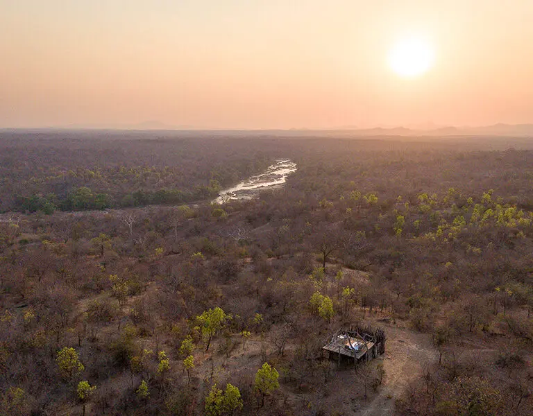 Mkulumadzi Lodge Star Bed 1