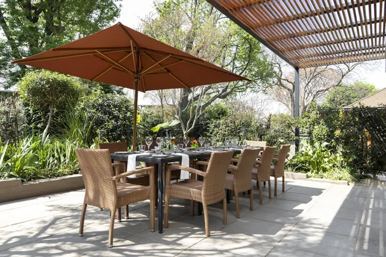 Peech Hotel Outdoor Garden Restaurant Patio