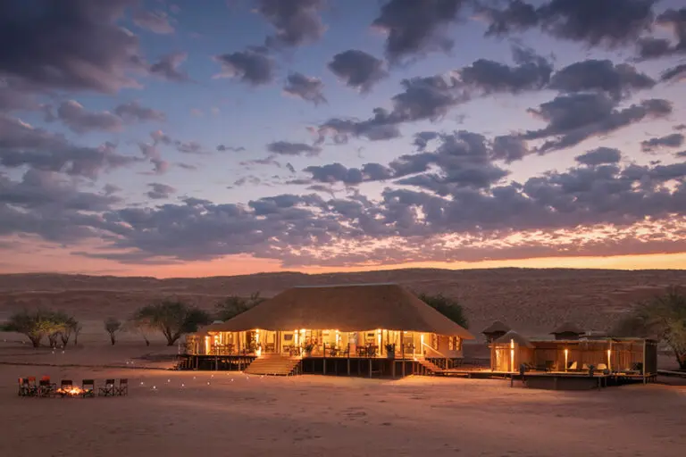 3Kwessi Dunes Main area at night